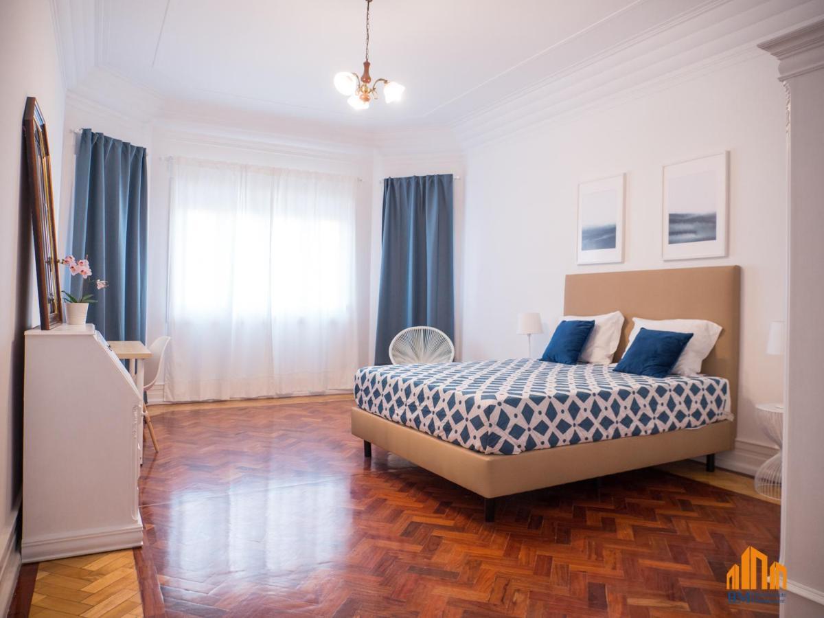 Rodrigues Sampaio Residence